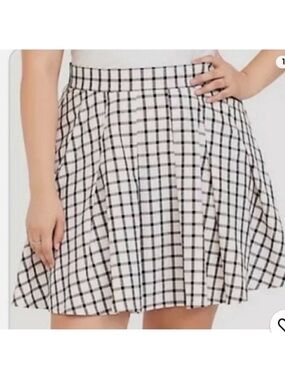 torrid White and Black Windowpane Circle Skater Skirt